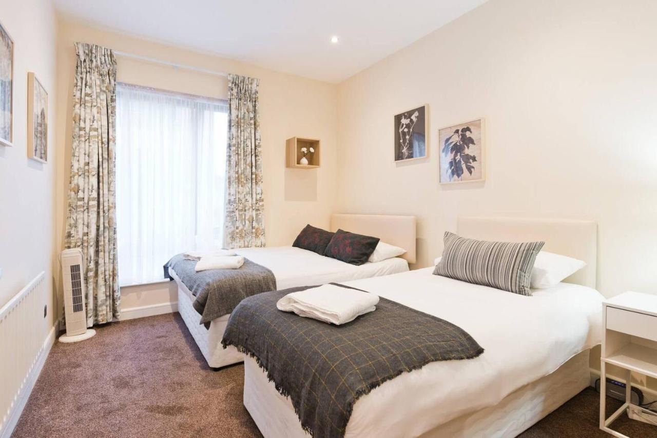 Captivating 2-Bed Apartment In Dublin 1 Exterior foto